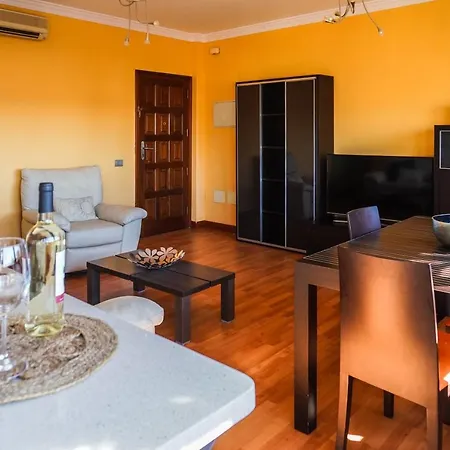 Center Modern Apartment *
