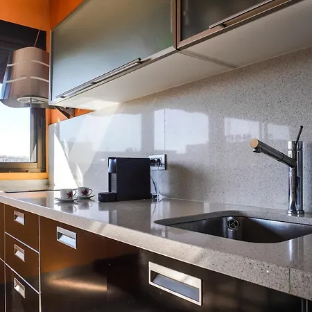 Center Modern Apartment
